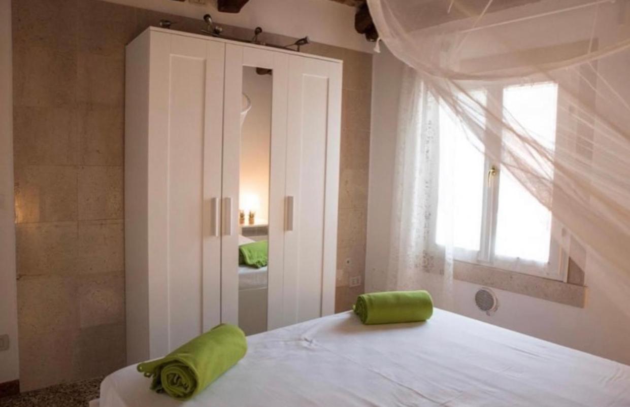Salamon Guest House เวนิส ภายนอก รูปภาพ