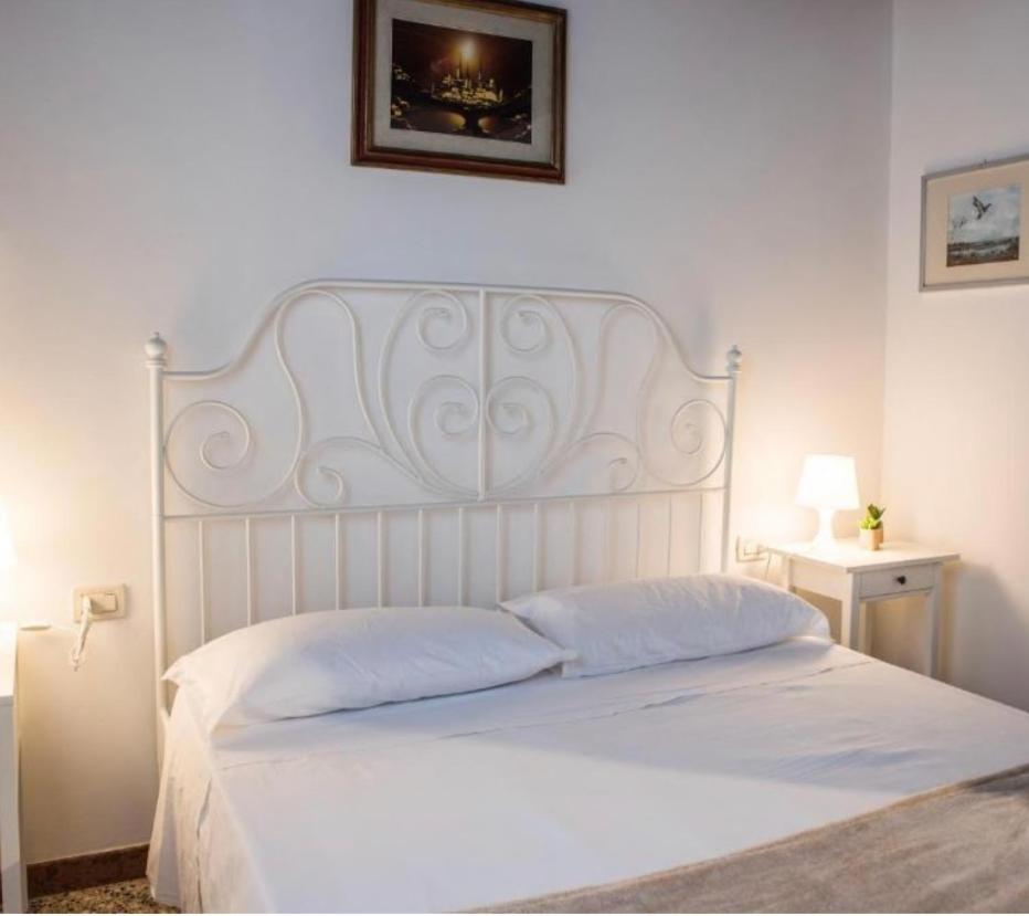 Salamon Guest House เวนิส ภายนอก รูปภาพ