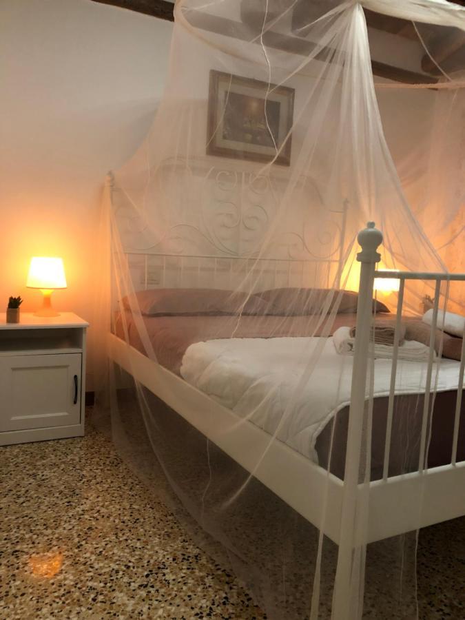 Salamon Guest House เวนิส ภายนอก รูปภาพ