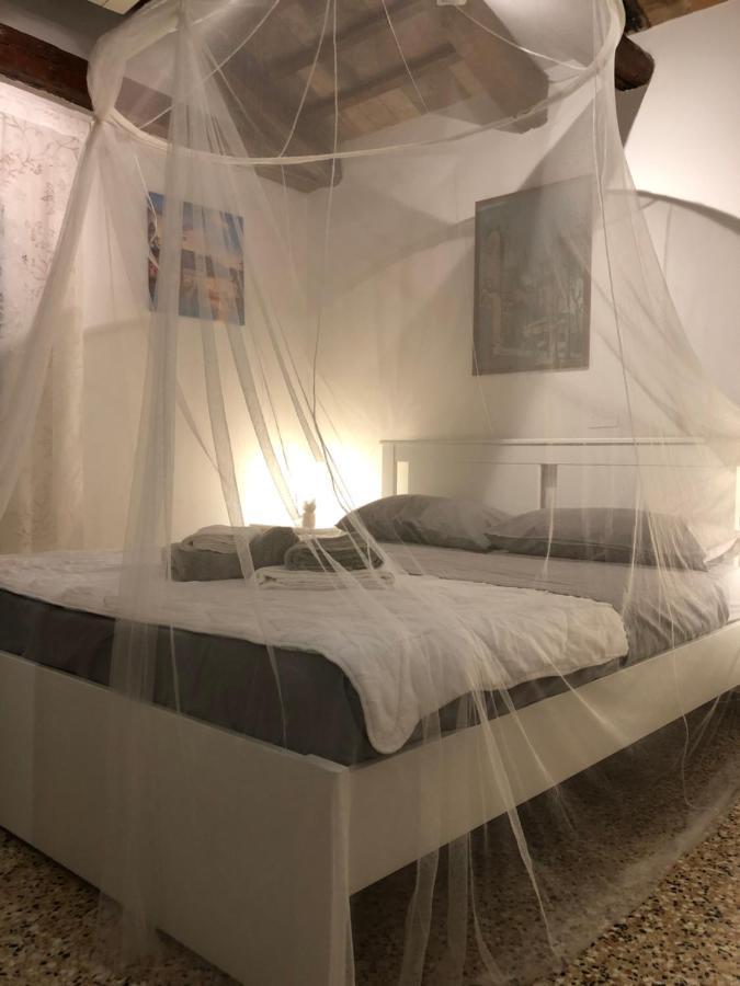 Salamon Guest House เวนิส ภายนอก รูปภาพ