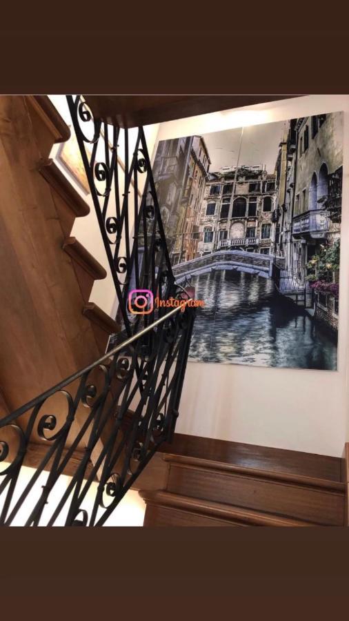 Salamon Guest House เวนิส ภายนอก รูปภาพ